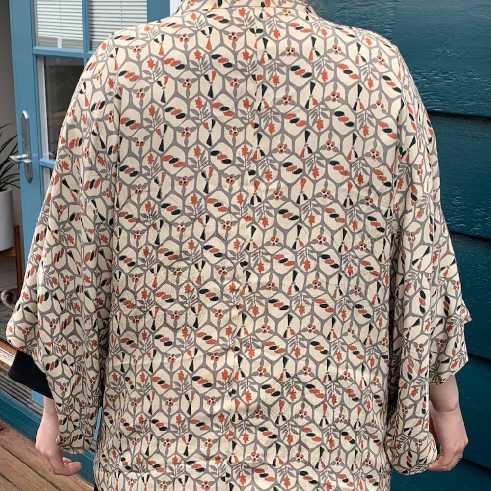 Vintage, silk haori jacket in perfect condition: cream w orange and grey flowers